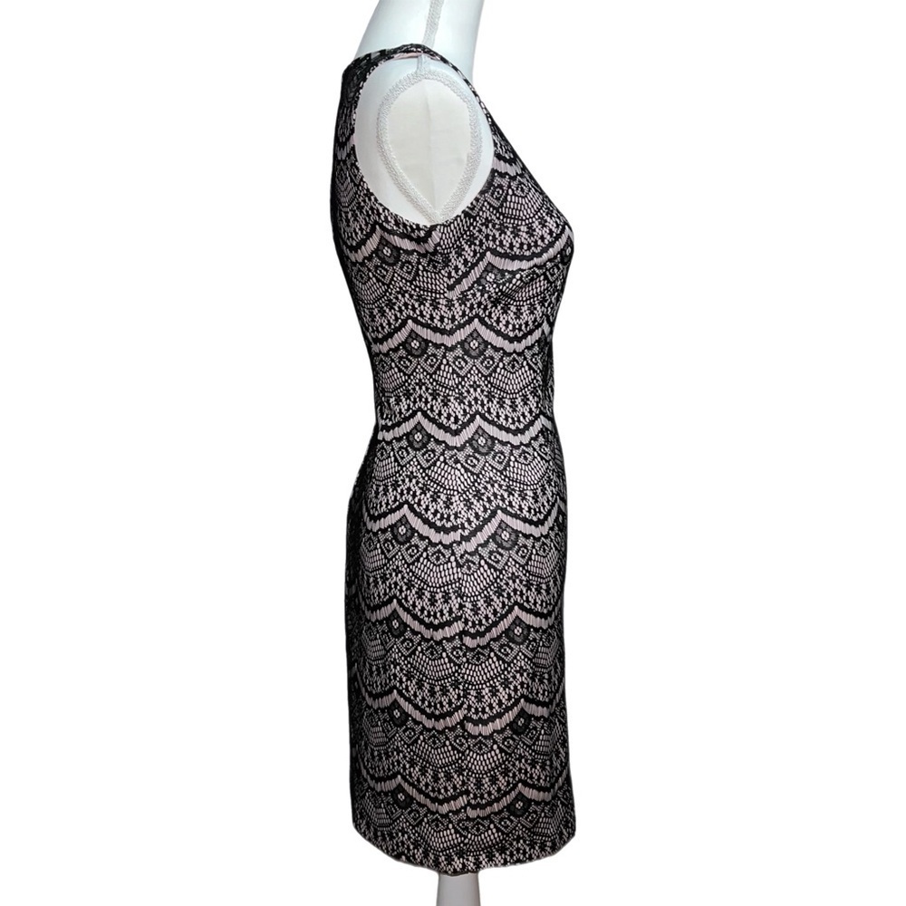 Guess Black Lace Sheath Dress Size 2
Lace Overlay on Nude Satin Zip Back - Picture 4 of 8